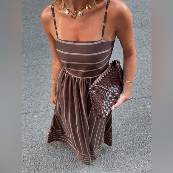 Dresses & Skirts - Brown tan striped maxi dress cut out open back boho vacation dress